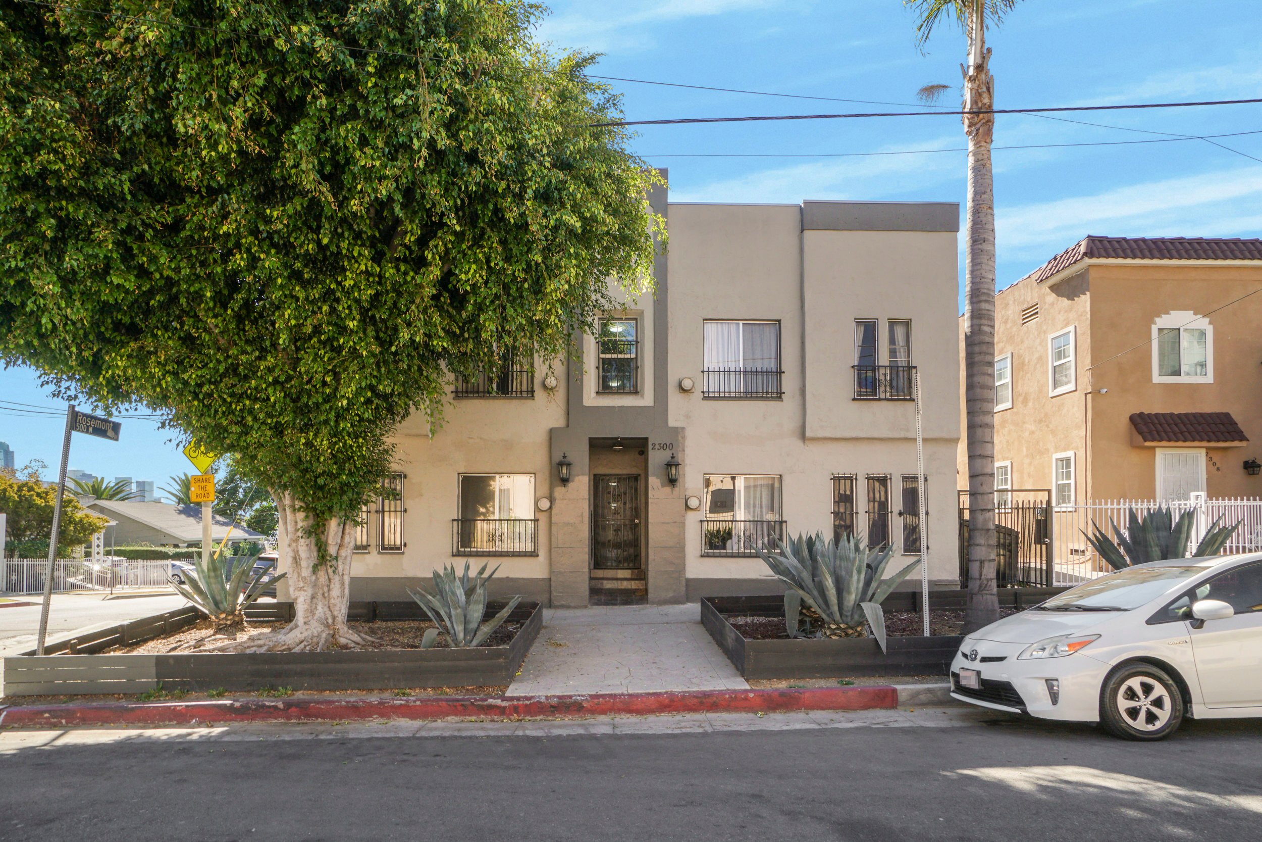 Historic Silver Lake Building 2300 Bellevue Avenue, Los Angeles, California